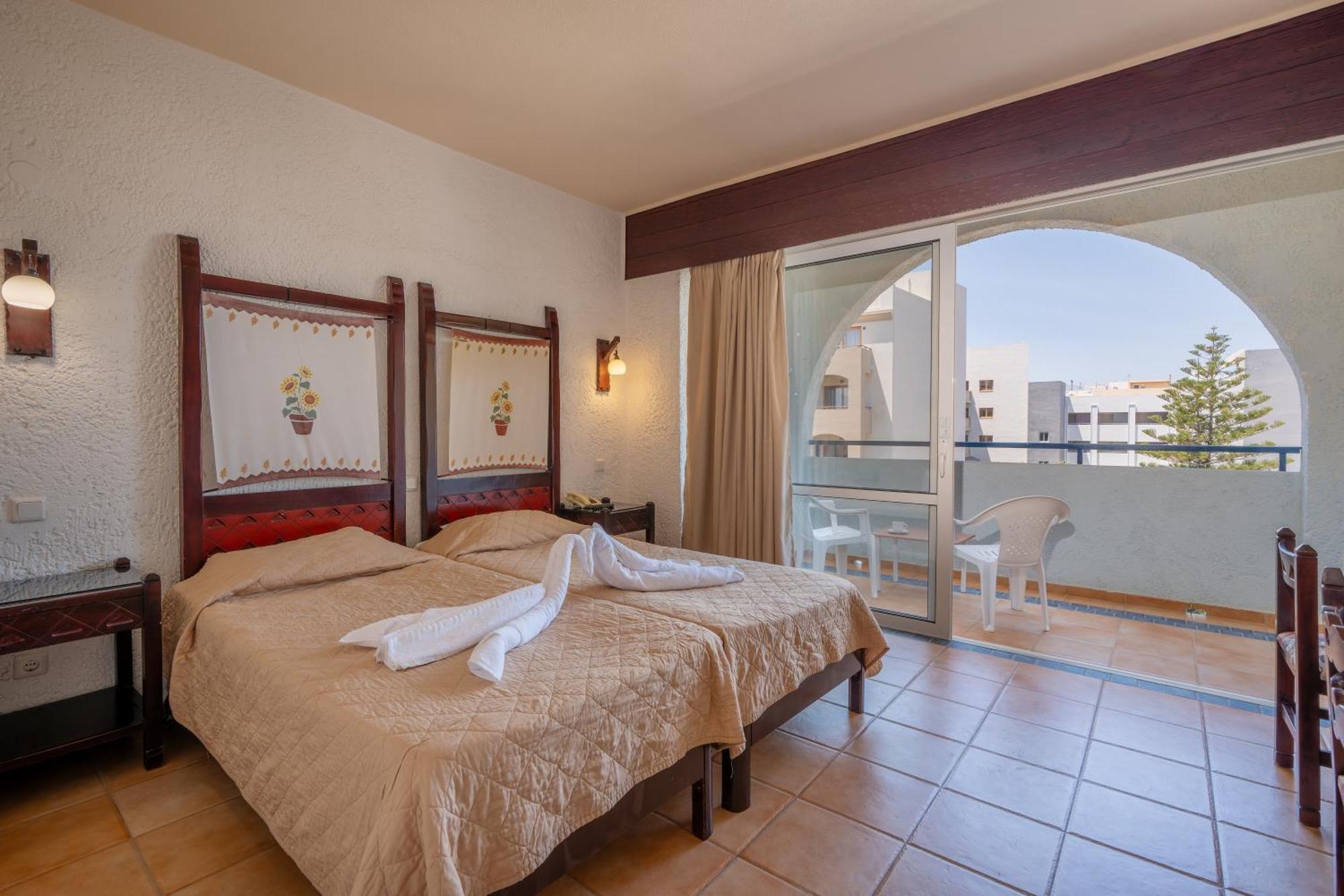 Lefkoniko Beach & Icarus Suite Apts Rethymno  Ngoại thất bức ảnh