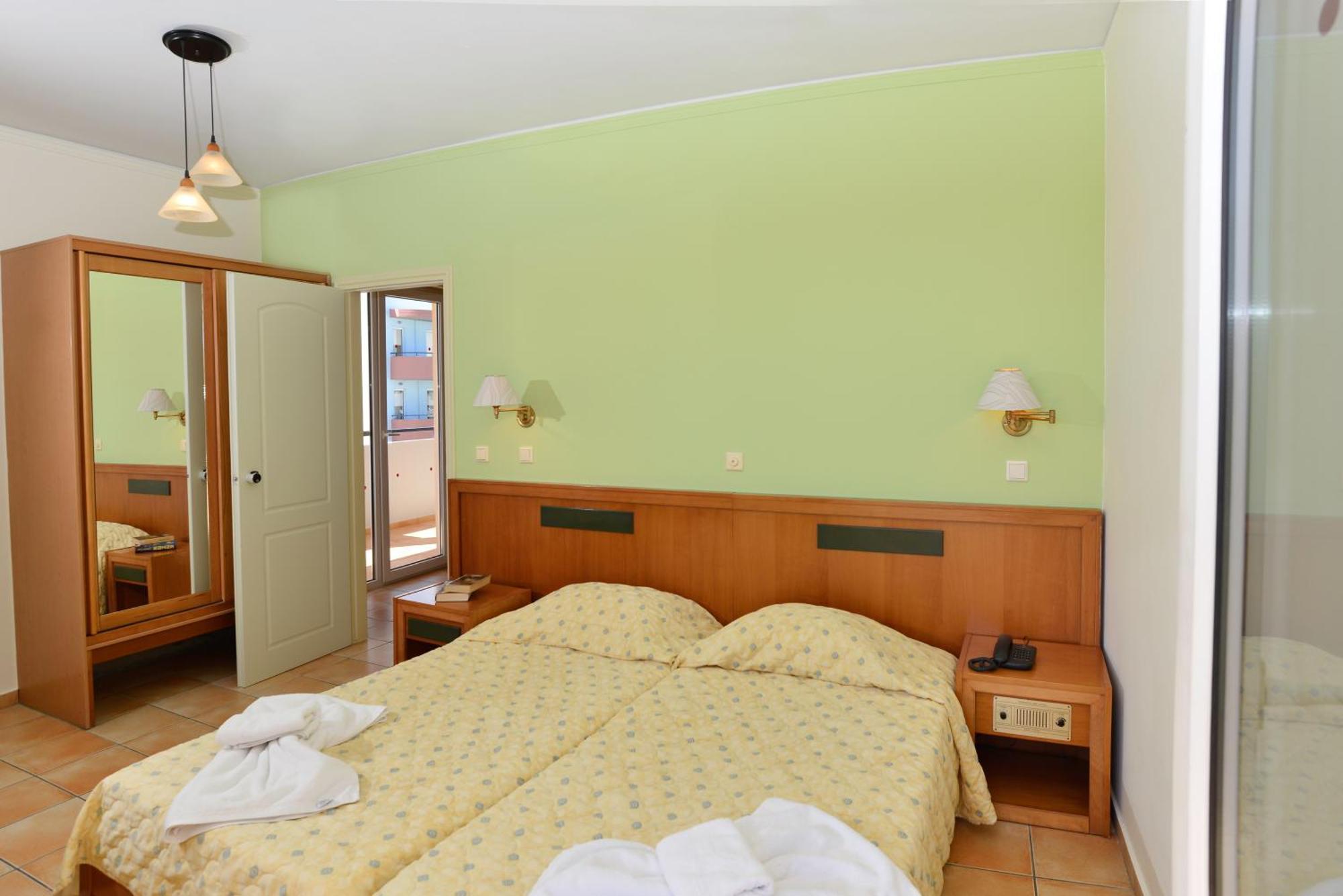 Lefkoniko Beach & Icarus Suite Apts Rethymno  Ngoại thất bức ảnh